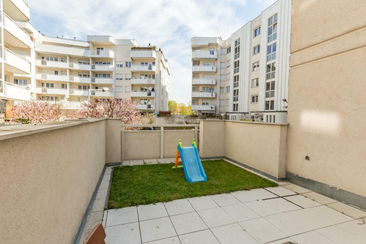 Apartament Tarasy Sobieskiego Torun Exterior photo
