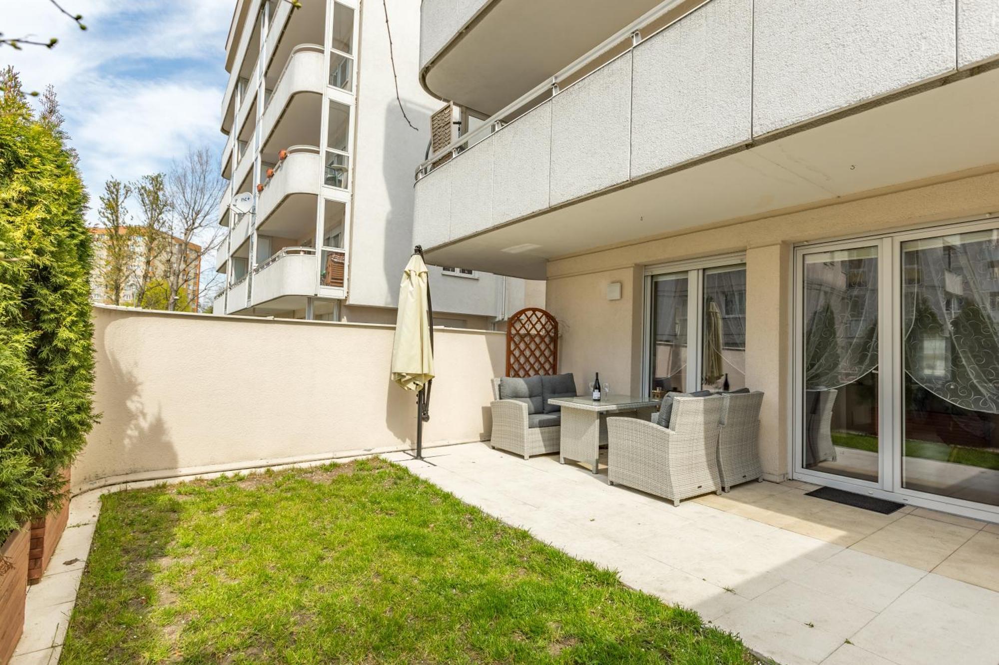 Apartament Tarasy Sobieskiego Torun Exterior photo